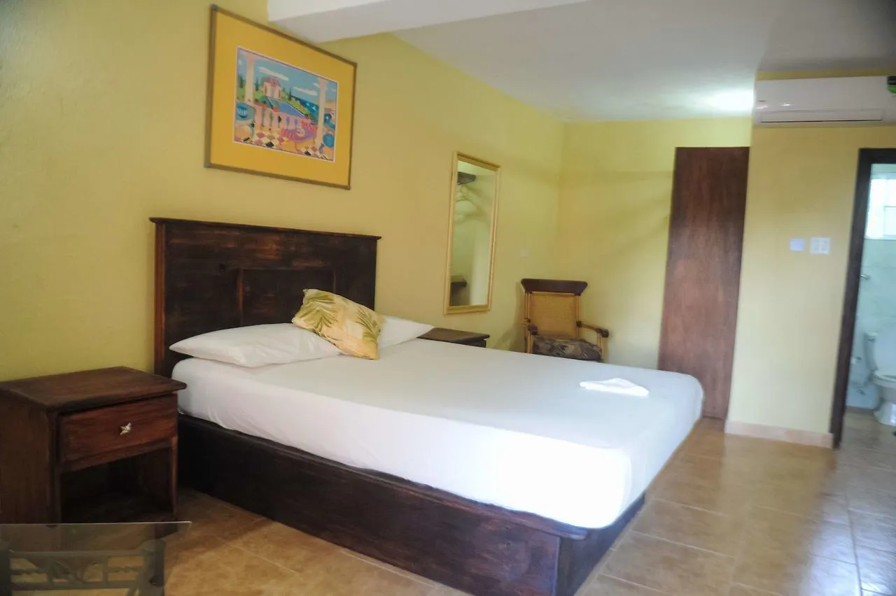 Rosehall Deluxe Hotel 蒙特哥贝